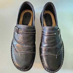 Earth Origins Black Leather Loafers 7M